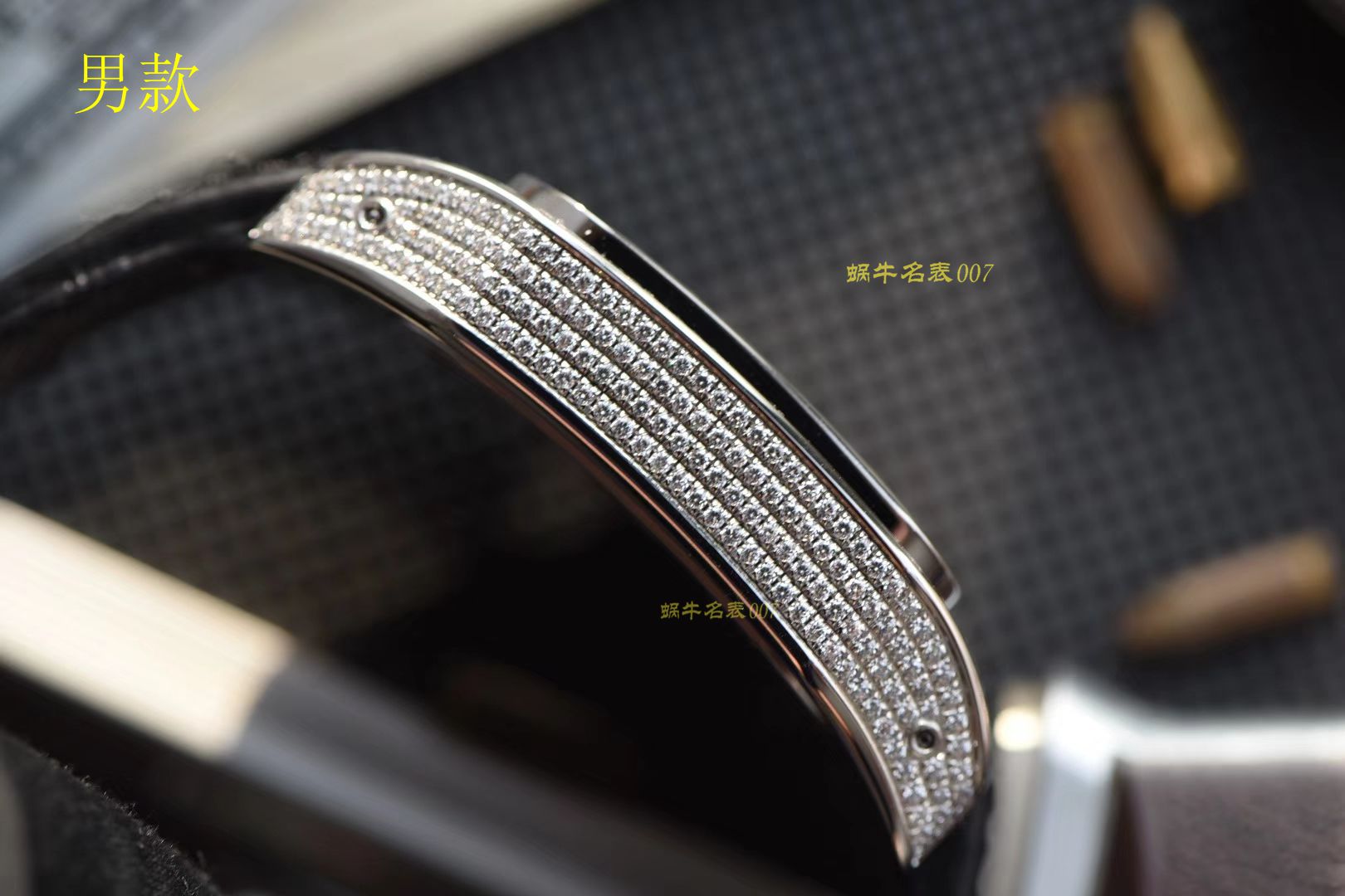 【视频评测】卡地亚山度士系列W20106X8腕表，V6厂一比一超A高仿顶级满钻款SANTOS 100后镶钻 / K212