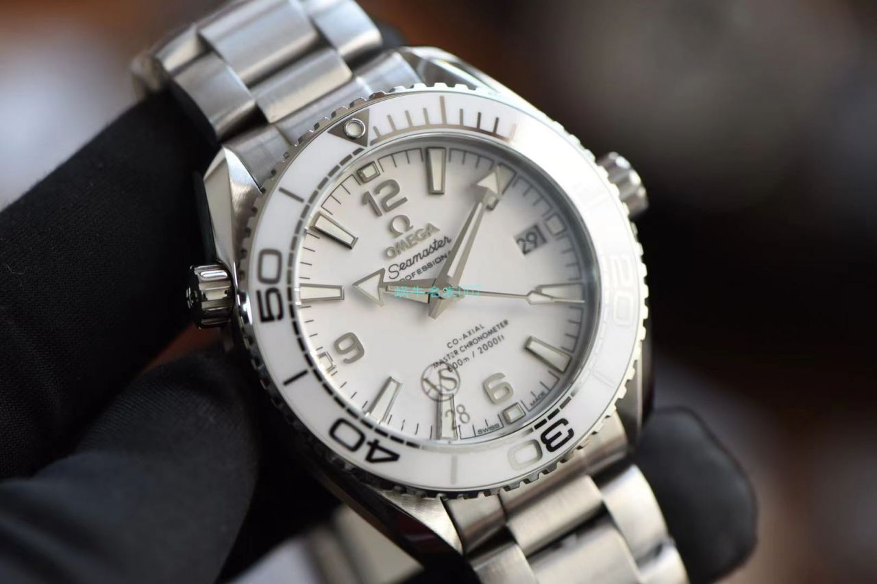 【视频评测】VS厂顶级复刻手表官网欧米茄海马系列215.23.40.20.04.001女士腕表 / VS768