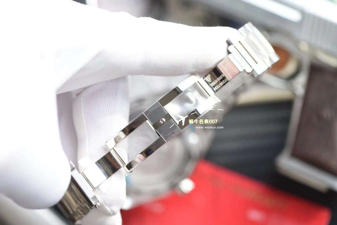 VS厂欧米茄海马150世界时绿面盘超A高仿复刻手表220.30.43.22.10.001 / M786