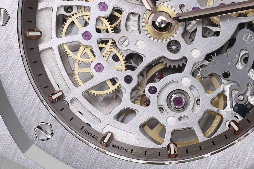 ZF爱彼皇家橡树系列16204ST.OO.1240ST.01腕表 /  