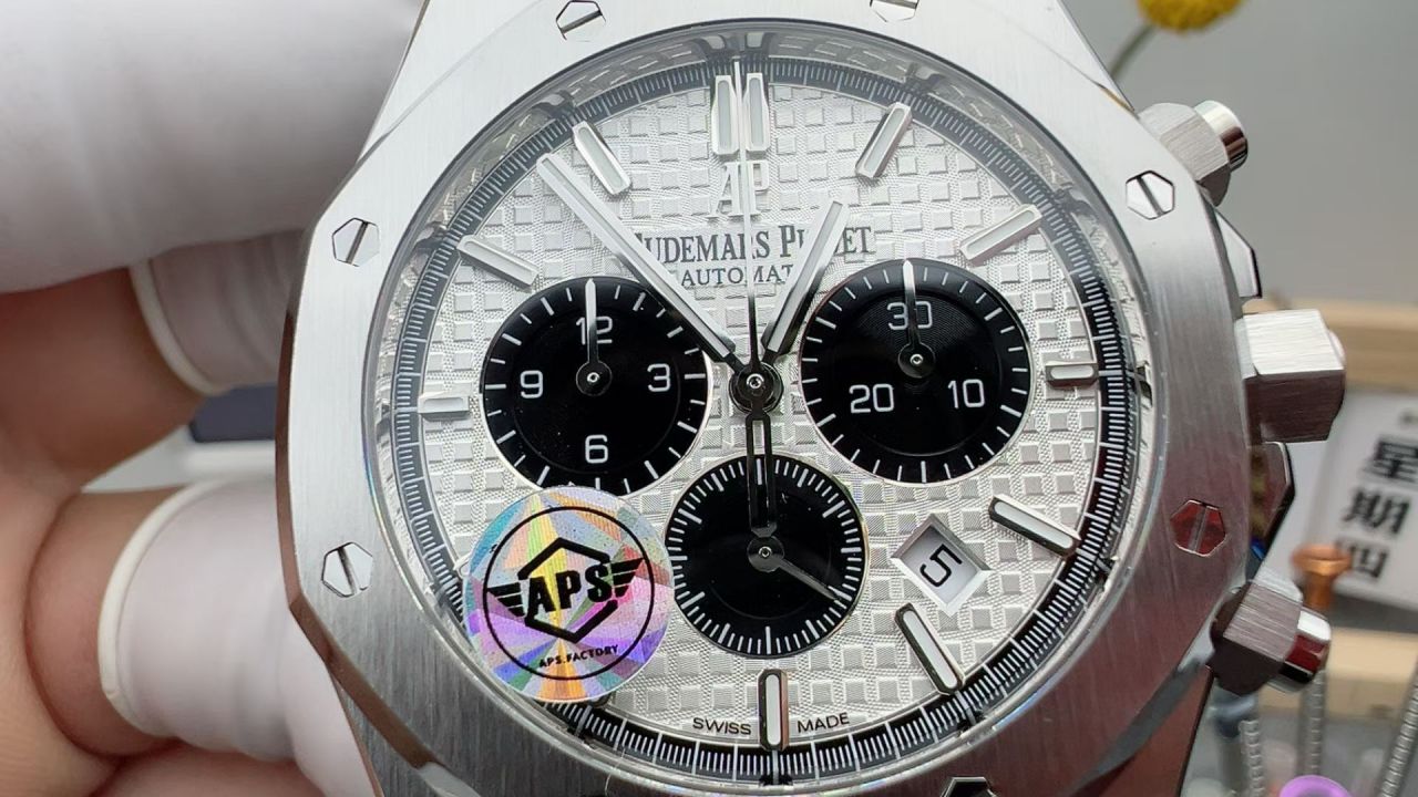 APS爱彼皇家橡树系列26331ST.OO.1220ST.03腕表 /  