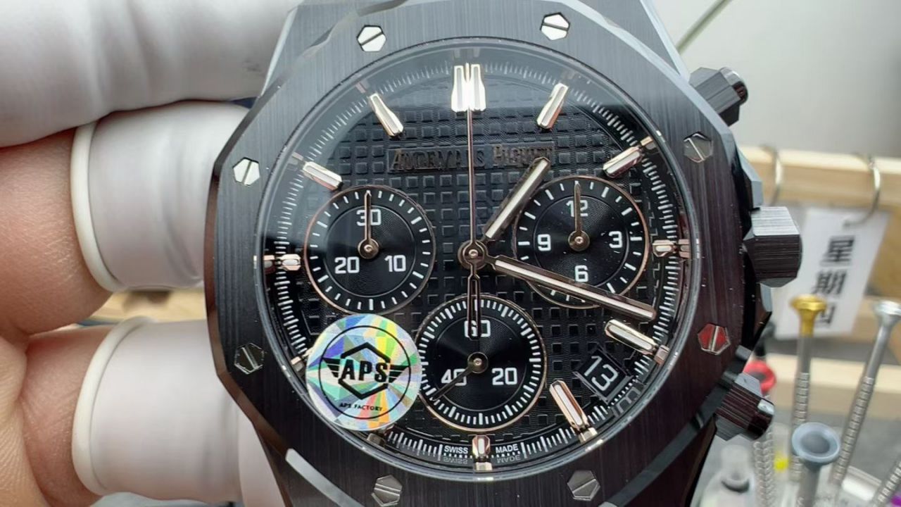 APS爱彼皇家橡树系列26240CE.OO.1225CE.02腕表 /  