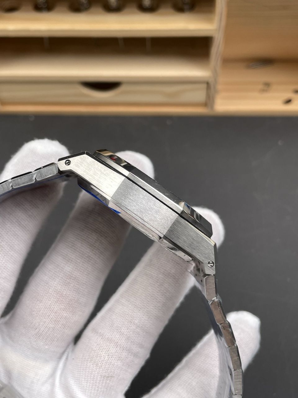 APS爱彼皇家橡树系列26240BC.GG.1324BC.02腕表 /  