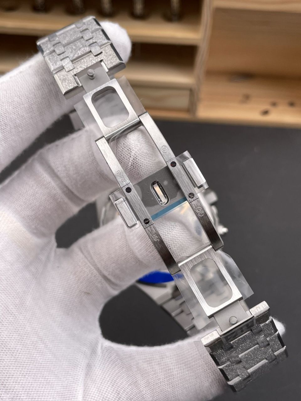 APS爱彼皇家橡树系列26240BC.GG.1324BC.02腕表 /  