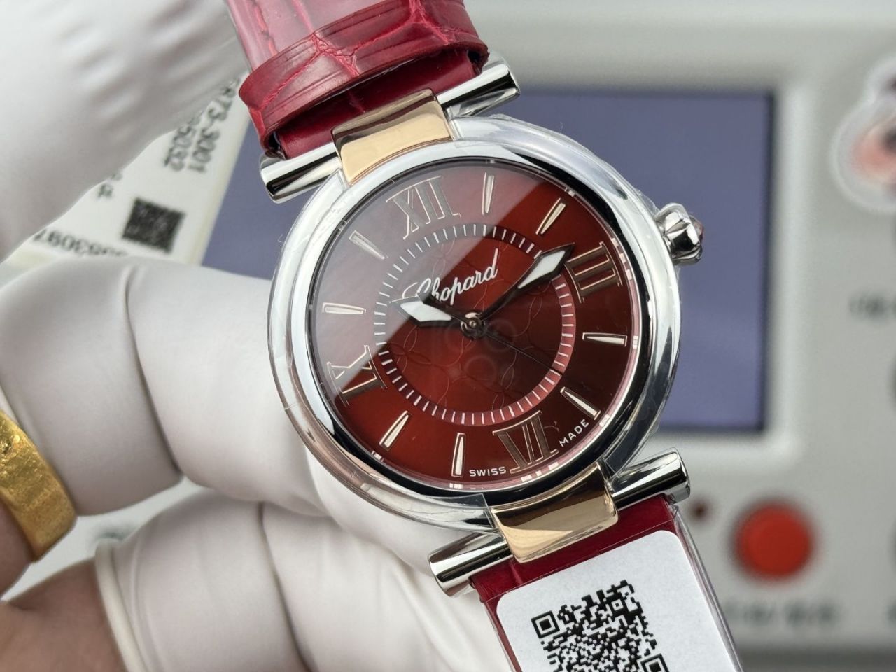 萧邦IMPERIALE系列388563-6016腕表 /  