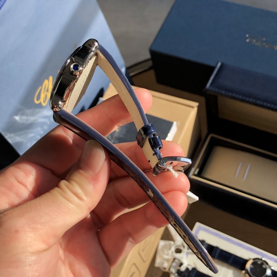 萧邦HAPPY DIAMONDS系列278475-3021腕表 /  