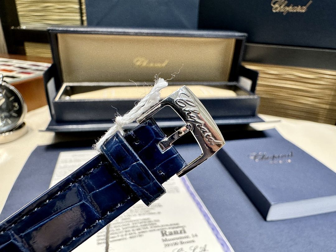 萧邦HAPPY DIAMONDS系列278509-3050腕表 /  