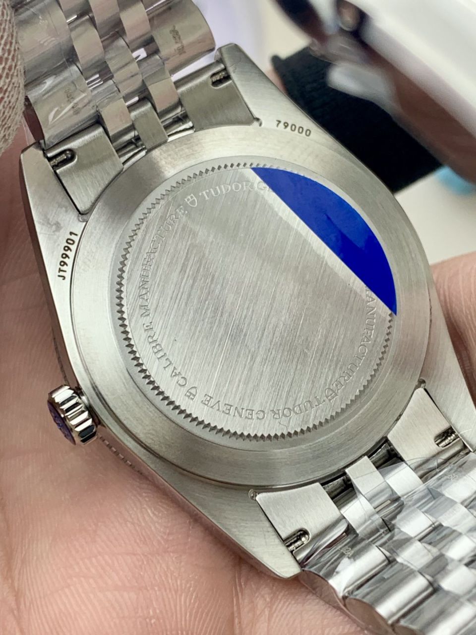 ZF帝舵碧湾系列M79000-0001,M79000N-0001腕表 /  