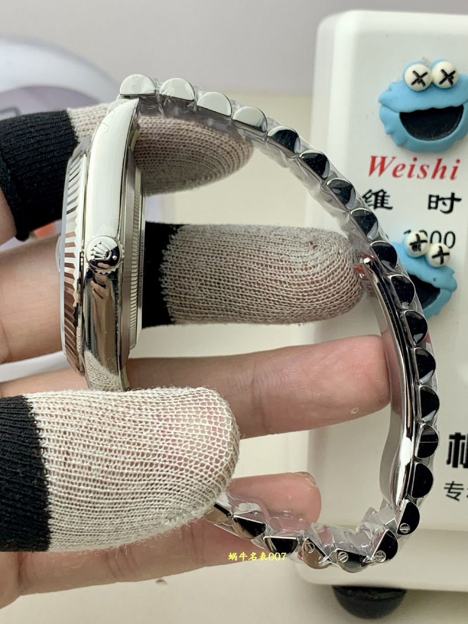 VS劳力士星期日历型配重系列M228236-0012腕表 /  