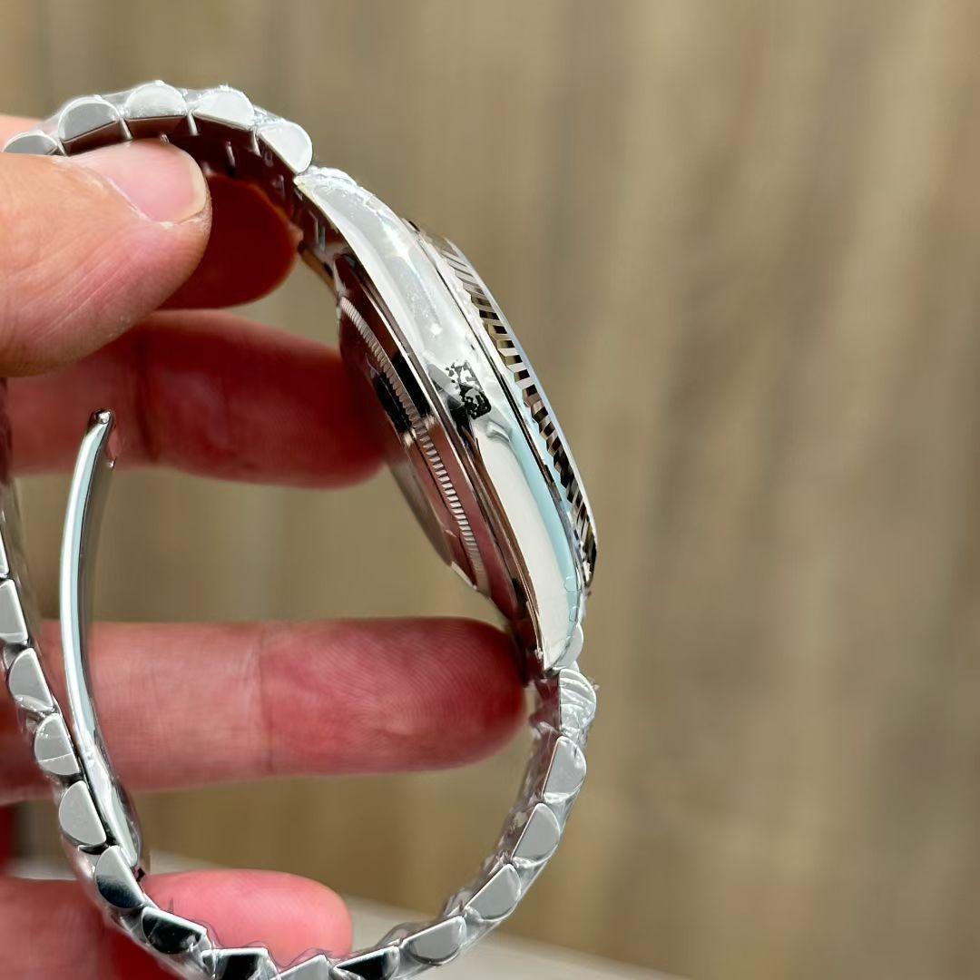 VS配重劳力士星期日历型黑面灰面m228239-0060，m228239-0005腕表 /  