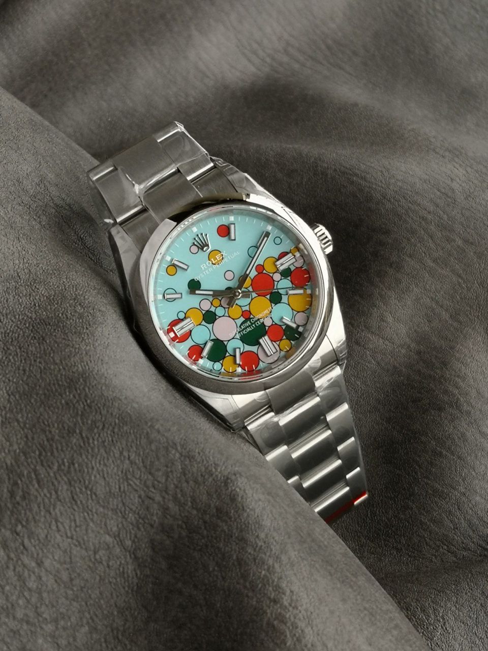 VS劳力士蚝式恒动系列m126000-0009（36毫米）腕表(气球盘) /  