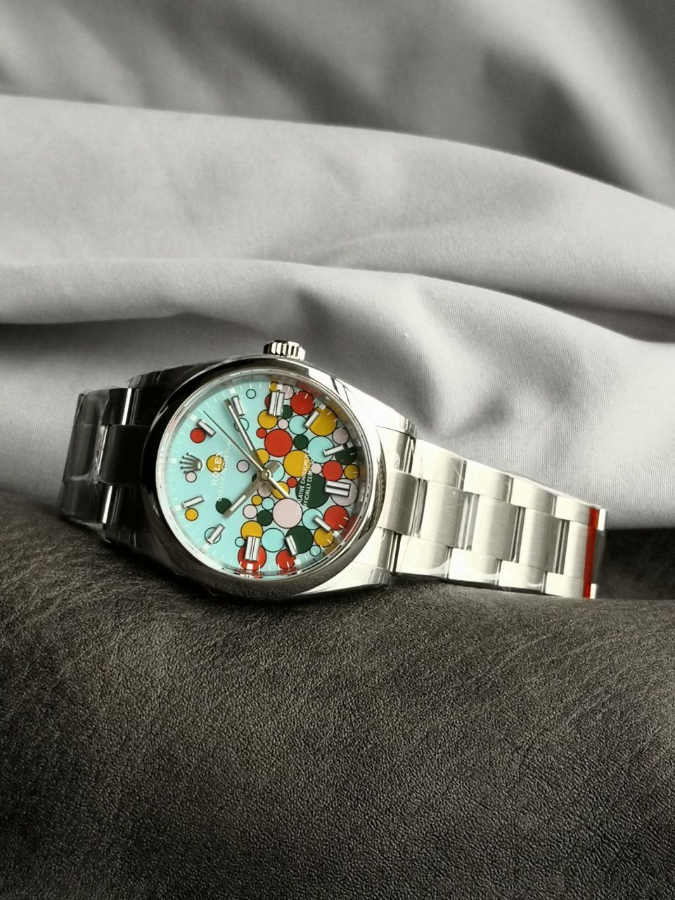 VS劳力士蚝式恒动系列m126000-0009（36毫米）腕表(气球盘) /  