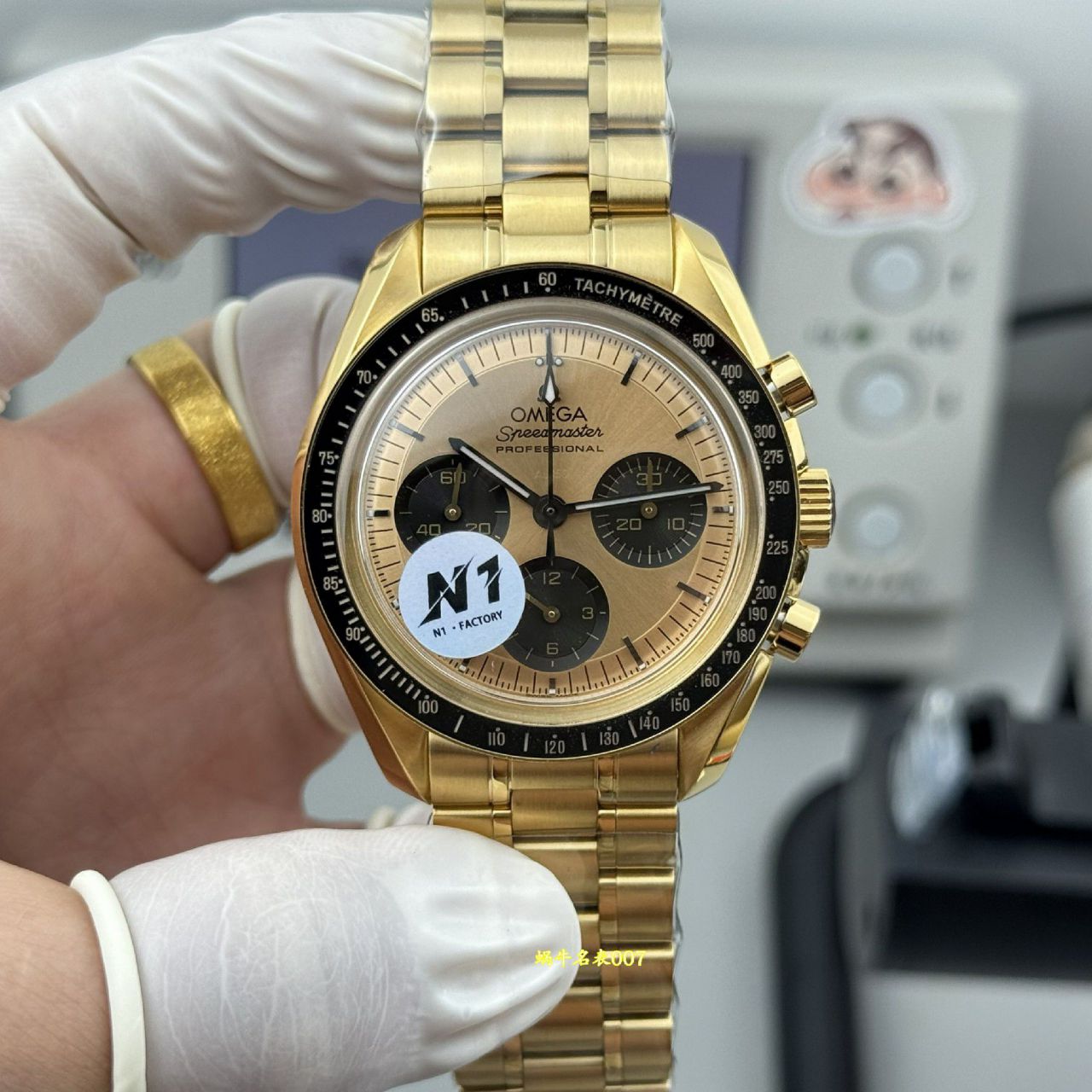 N1欧米茄超霸系列310.60.42.50.99.002腕表 /  