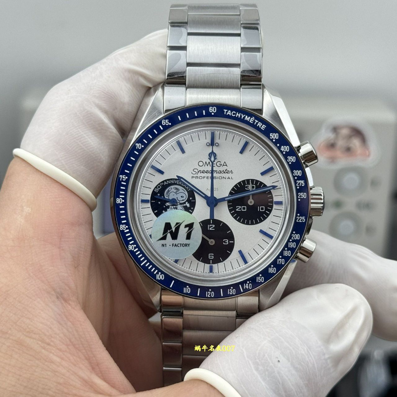 N1欧米茄超霸系列310.32.42.50.02.001腕表(史努比奖”50周年纪念腕表) /  