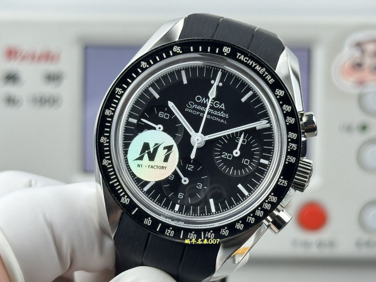 N1欧米茄超霸系列310.32.42.50.04.001腕表 /  