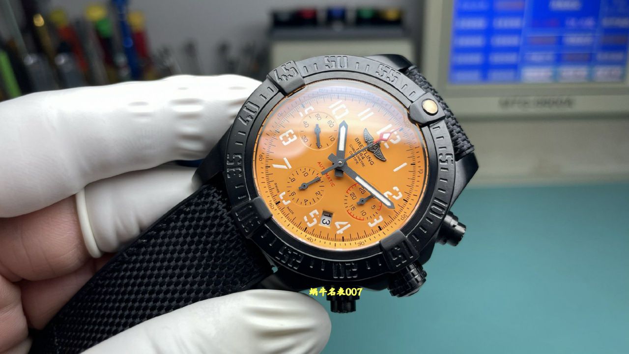 BLS百年灵黄狼复仇者系列XB0180E4.I534.253S.X20D.4腕表 /  