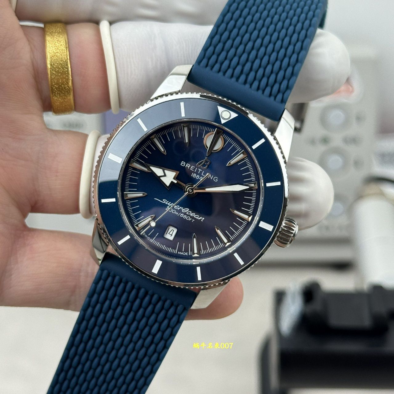 BLS百年灵超级海洋文化系列AB3111161C1S1腕表 /  