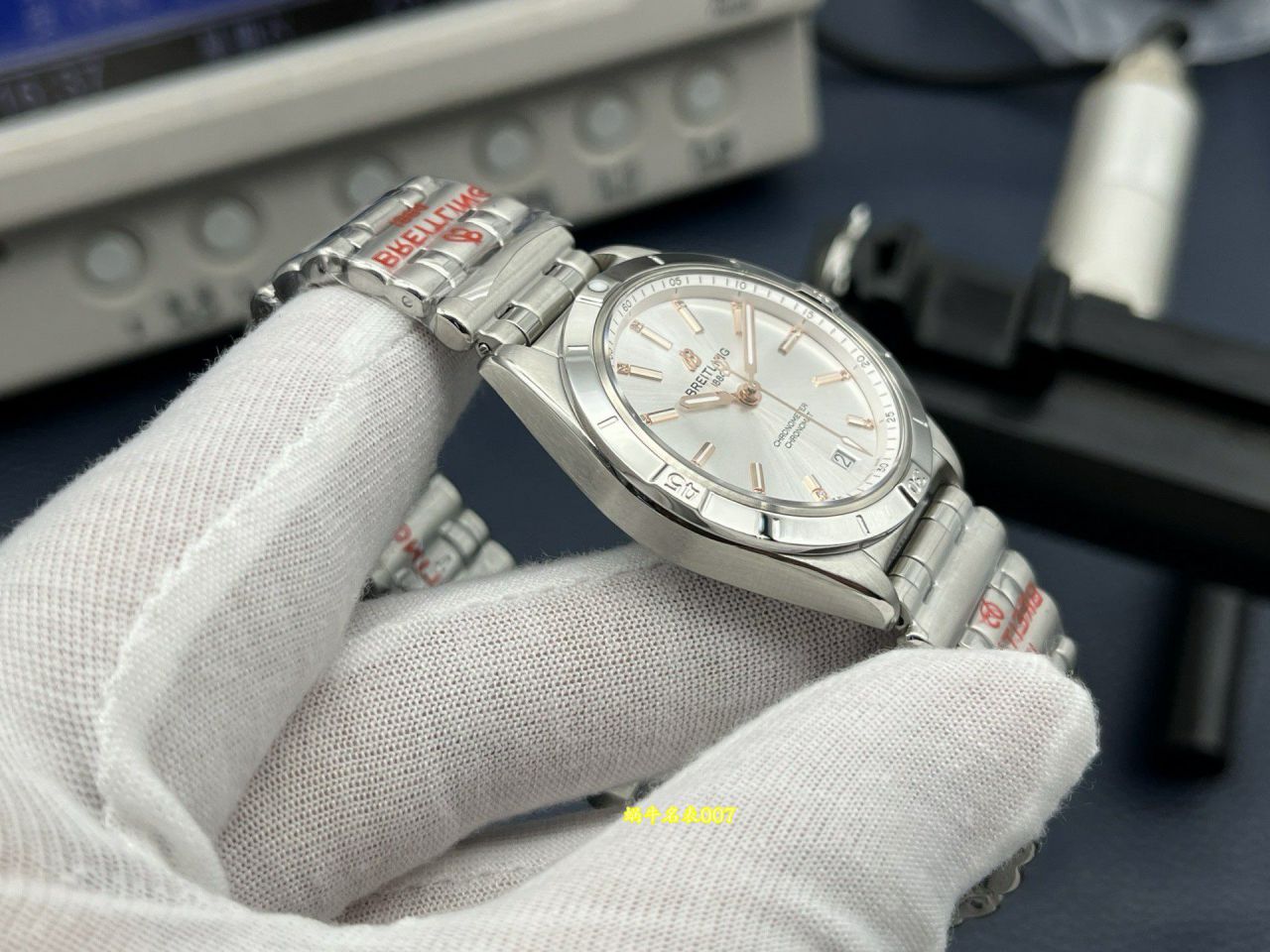 BLS百年灵机械计时系列A10380101A2A1腕表 /  