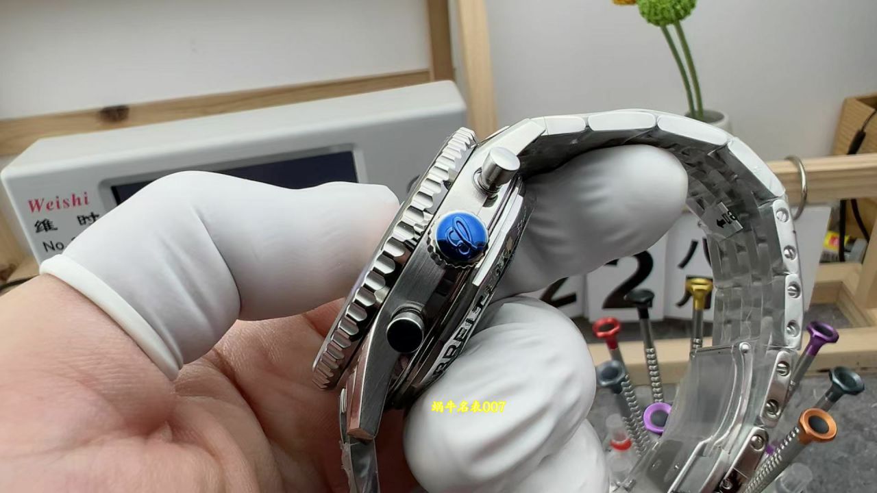 BLS百年灵航空计时系列AB0138241K1A1腕表 /  