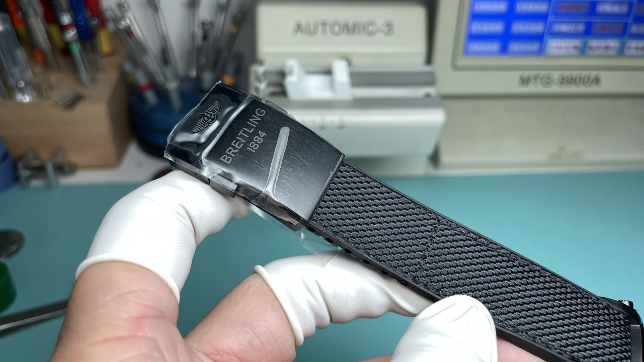 BLS百年灵复仇者系列XB0180E4.I534.253S.X20D.4腕表 /  