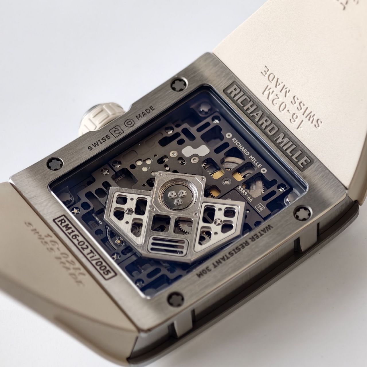 理查米尔男士系列RM 16-02红色腕表 / 