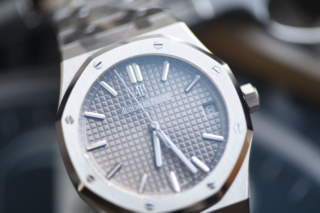 VS爱彼皇家橡树系列15500ST.OO.1220ST.02腕表 /  