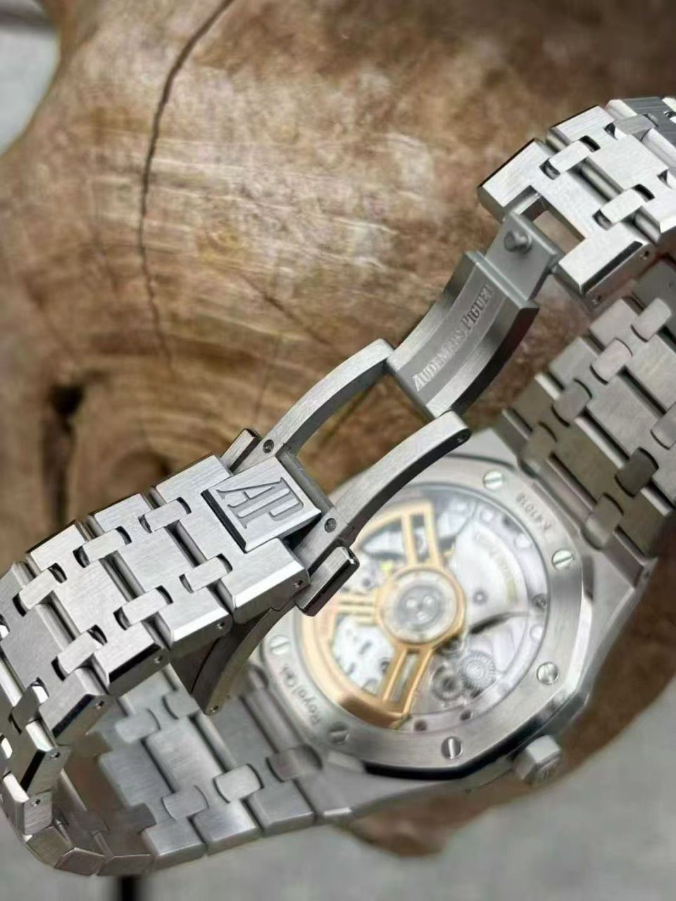 VS爱彼皇家橡树系列15500ST.OO.1220ST.02腕表 /  