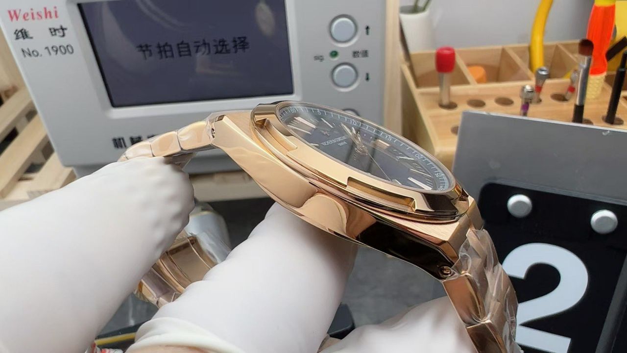 PPF江诗丹顿纵横四海系列4500V/210R-B705腕表 /  