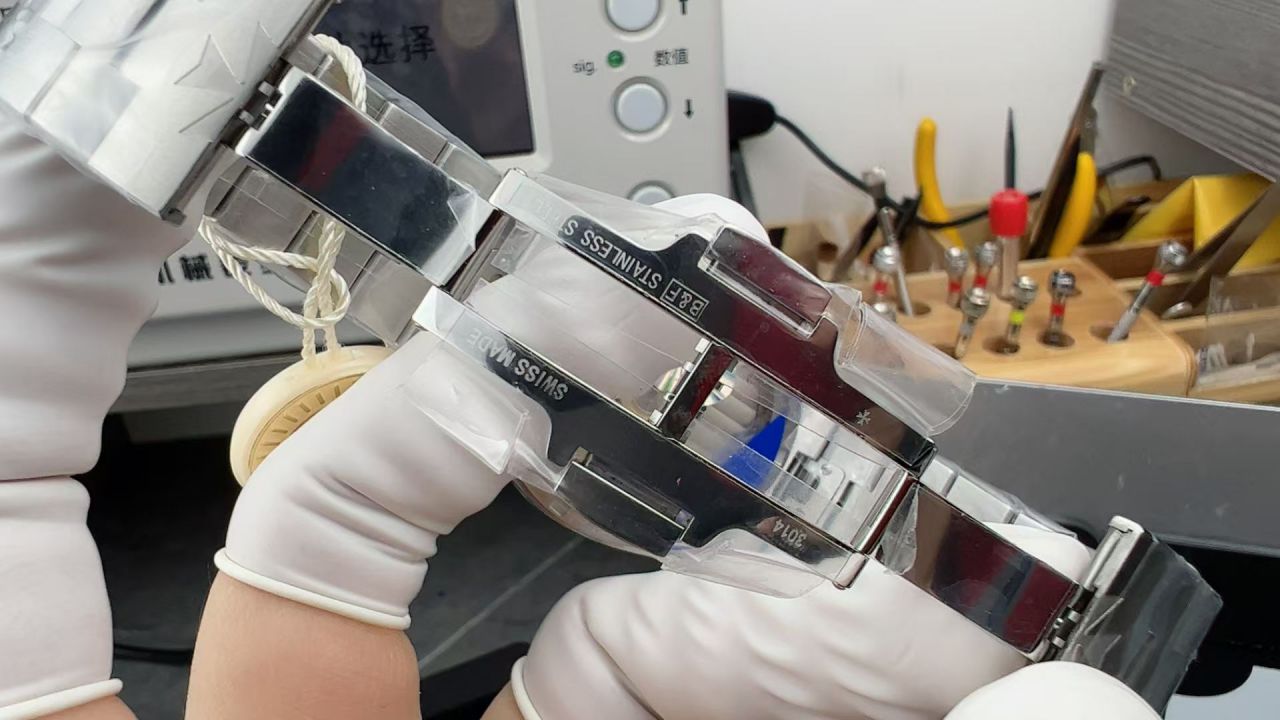 PPF江诗丹顿纵横四海系列4500V/210A-B128腕表胶带款 /  