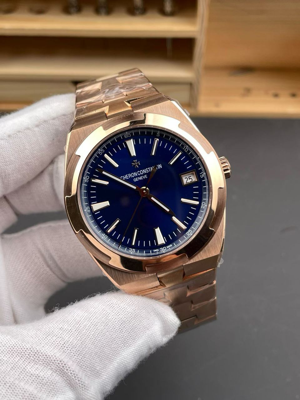 8F江诗丹顿纵横四海系列4520V/210R-B967腕表 /  