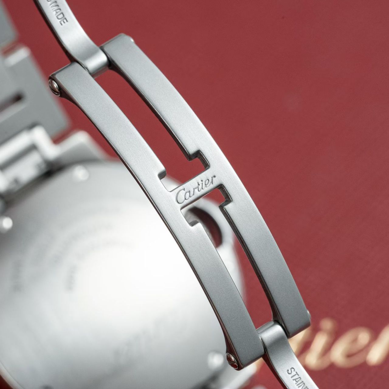 高端定制真钻女表卡地亚蓝气球系列W4BB0028腕表 /  