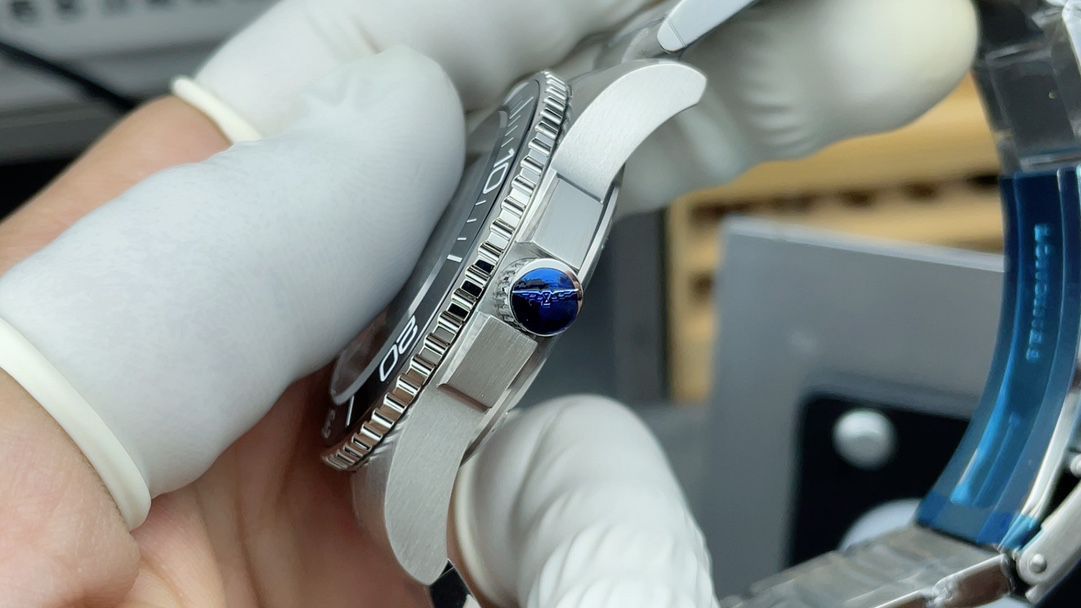 AF浪琴康卡斯系列L3.781.4.56.6腕表 /  