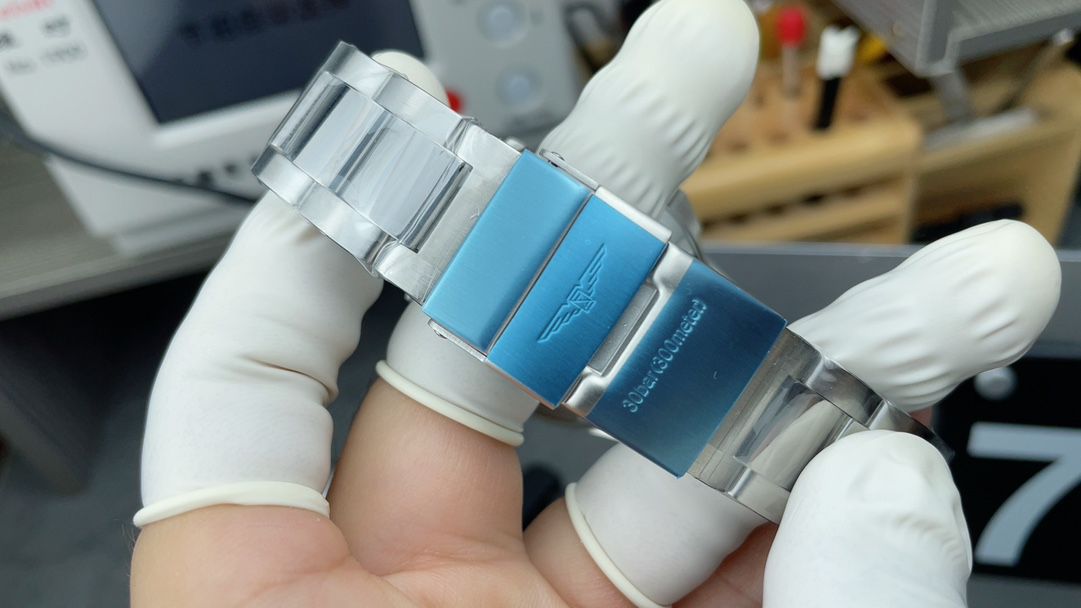 AF浪琴康卡斯系列L3.781.4.56.6腕表 /  