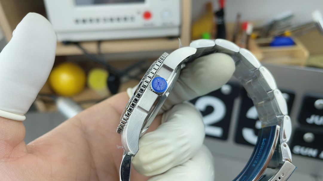 AF浪琴康卡斯系列L3.782.4.56.6腕表 /  