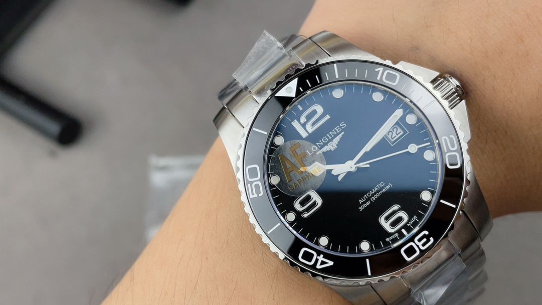 AF浪琴康卡斯系列L3.782.4.56.6腕表 /  