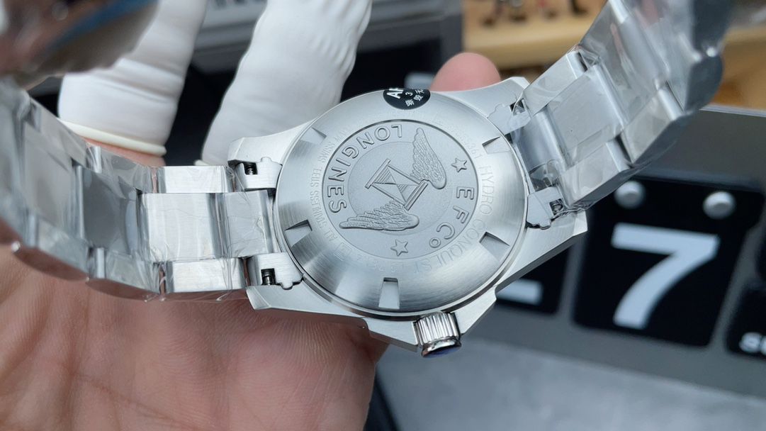 AF浪琴康卡斯系列L3.782.4.56.6腕表 /  