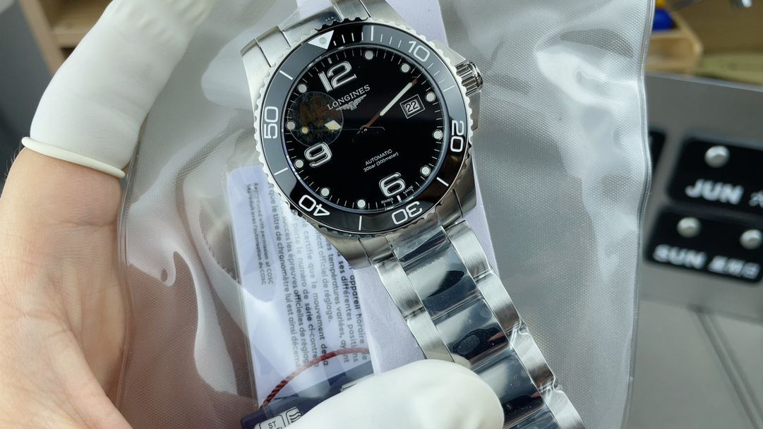 AF浪琴康卡斯系列L3.782.4.96.6腕表 /  