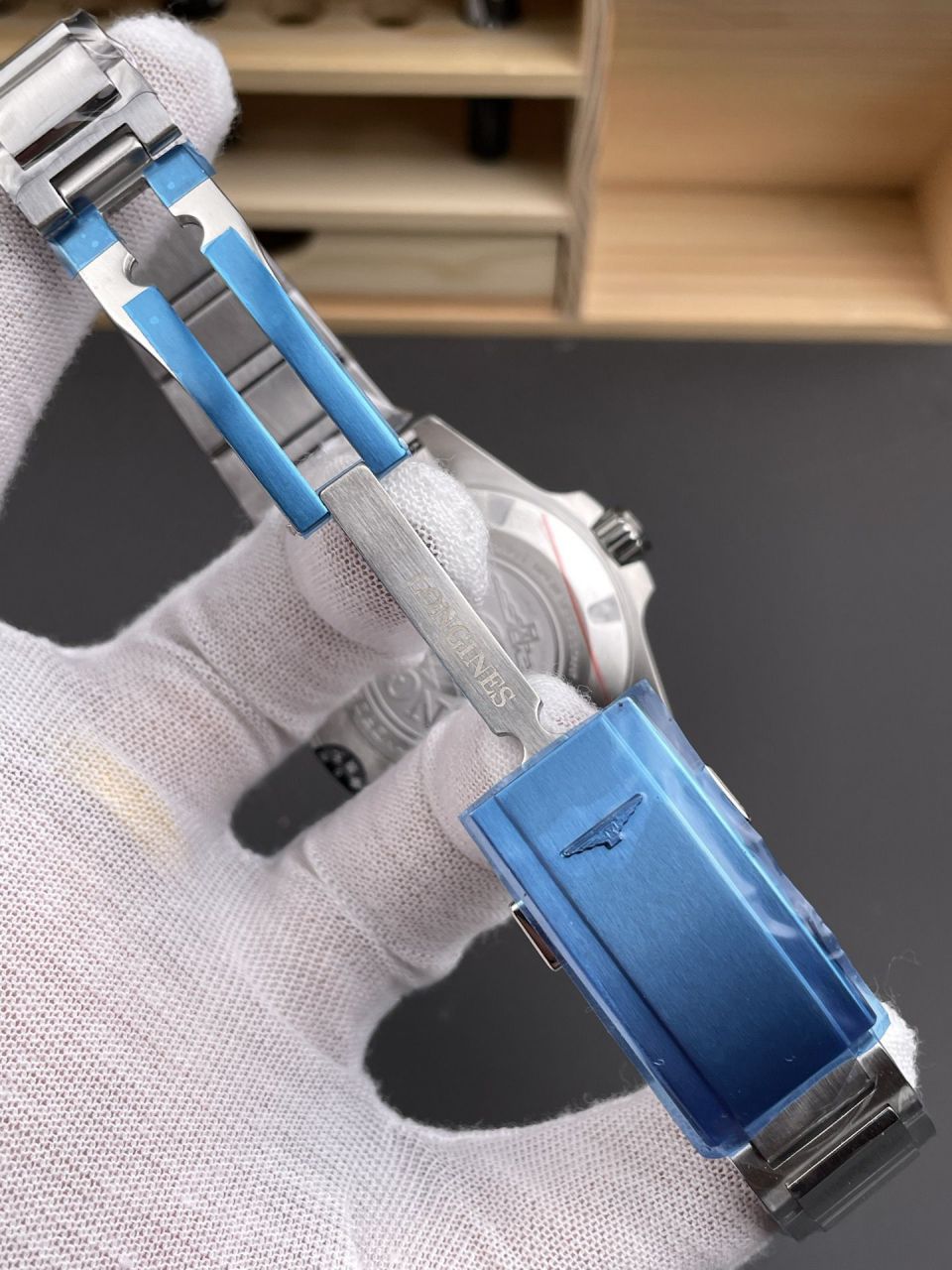 AF浪琴康卡斯系列L3.830.4.62.6腕表 /  