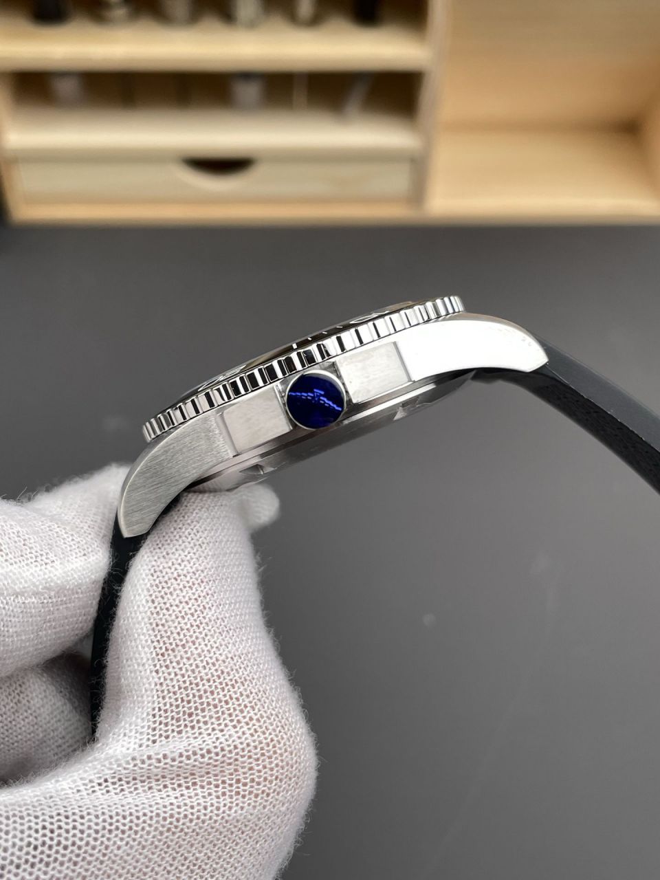 AF浪琴康卡斯系列L3.782.4.56.9腕表 /  