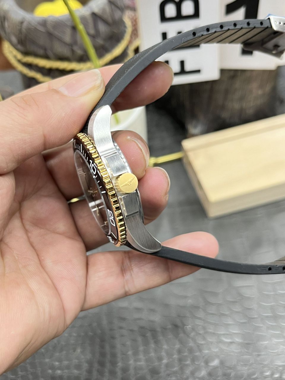 AF浪琴康卡斯系列L3.781.3.56.9腕表 /  