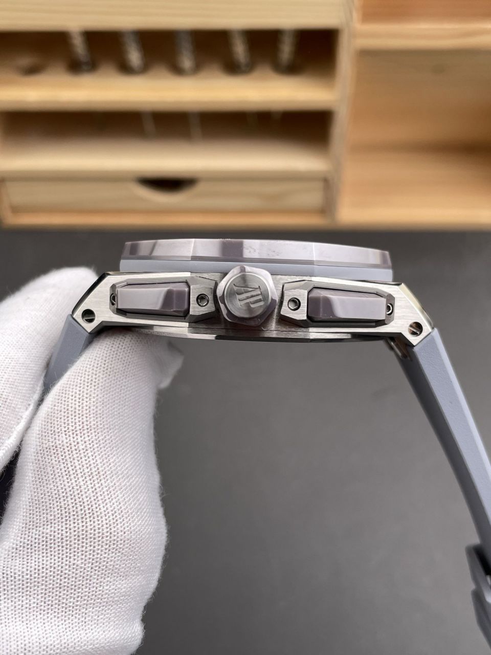 APS爱彼无卡度配重砝码皇家橡树离岸型系列26420IO.OO.A009CA.01腕表 /  