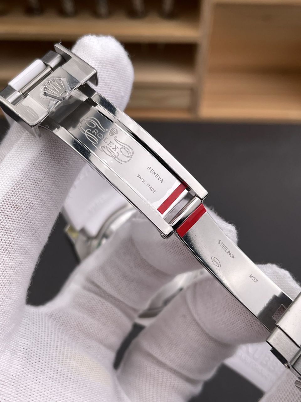 VS熊猫迪胶带劳力士宇宙计型迪通拿系列m126500LN-0001腕表 /  