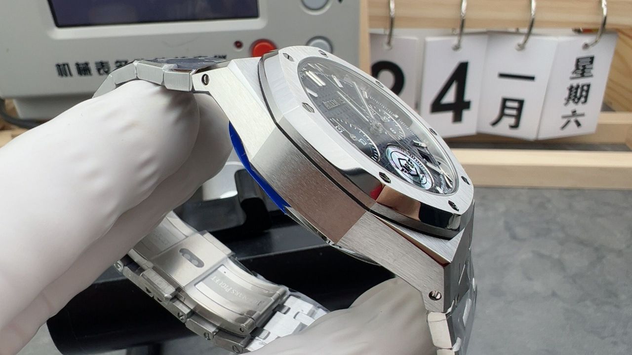 APS无卡度配重砝码爱彼皇家橡树系列26240ST.OO.1320ST.05腕表 /  