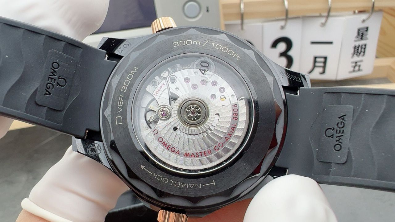 VS厂V4版欧米茄海马300系列210.62.44.20.01.001腕表 /  