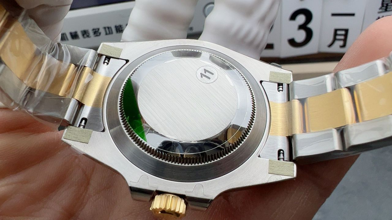 VS劳力士潜航者二代116613LB-0005 蓝盘腕表(间金蓝鬼) /  