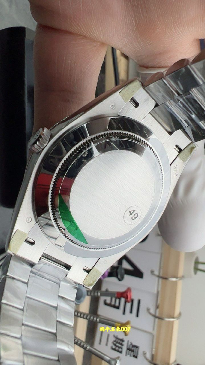 VS灰面DD 劳力士星期日历型系列m228236-0013腕表 /  