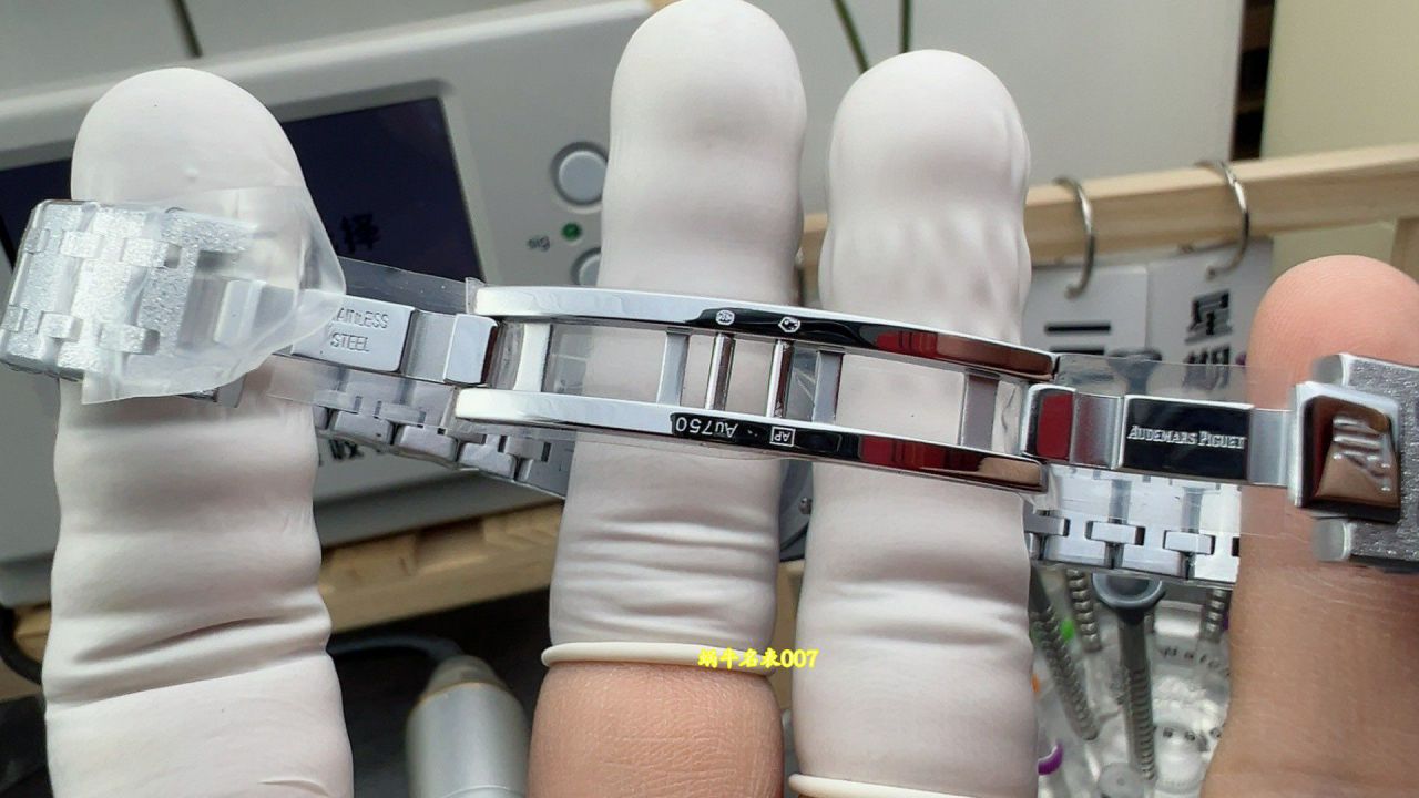 原单女表爱彼皇家橡树系列67630BC.GG.1312BC.01腕表 /  