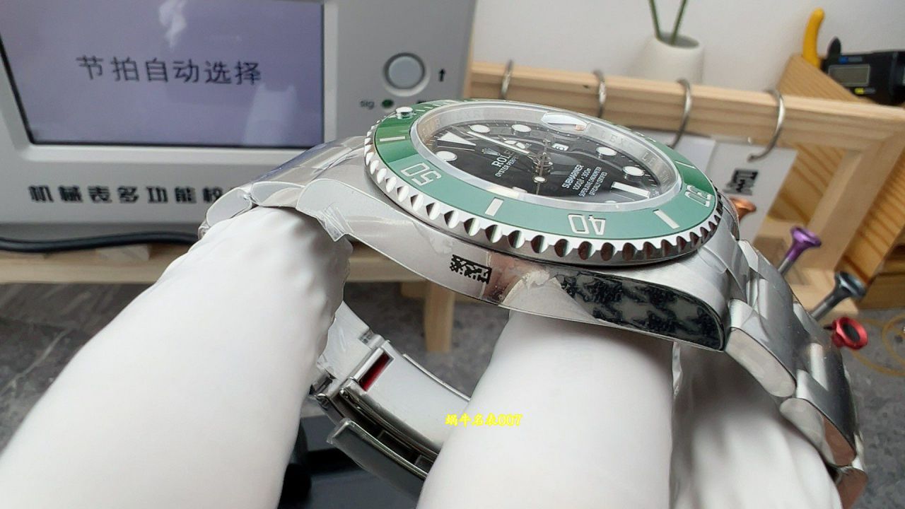 VS劳力士潜航者型系列m126610lv-0002最好高仿三代绿水鬼腕表 /  