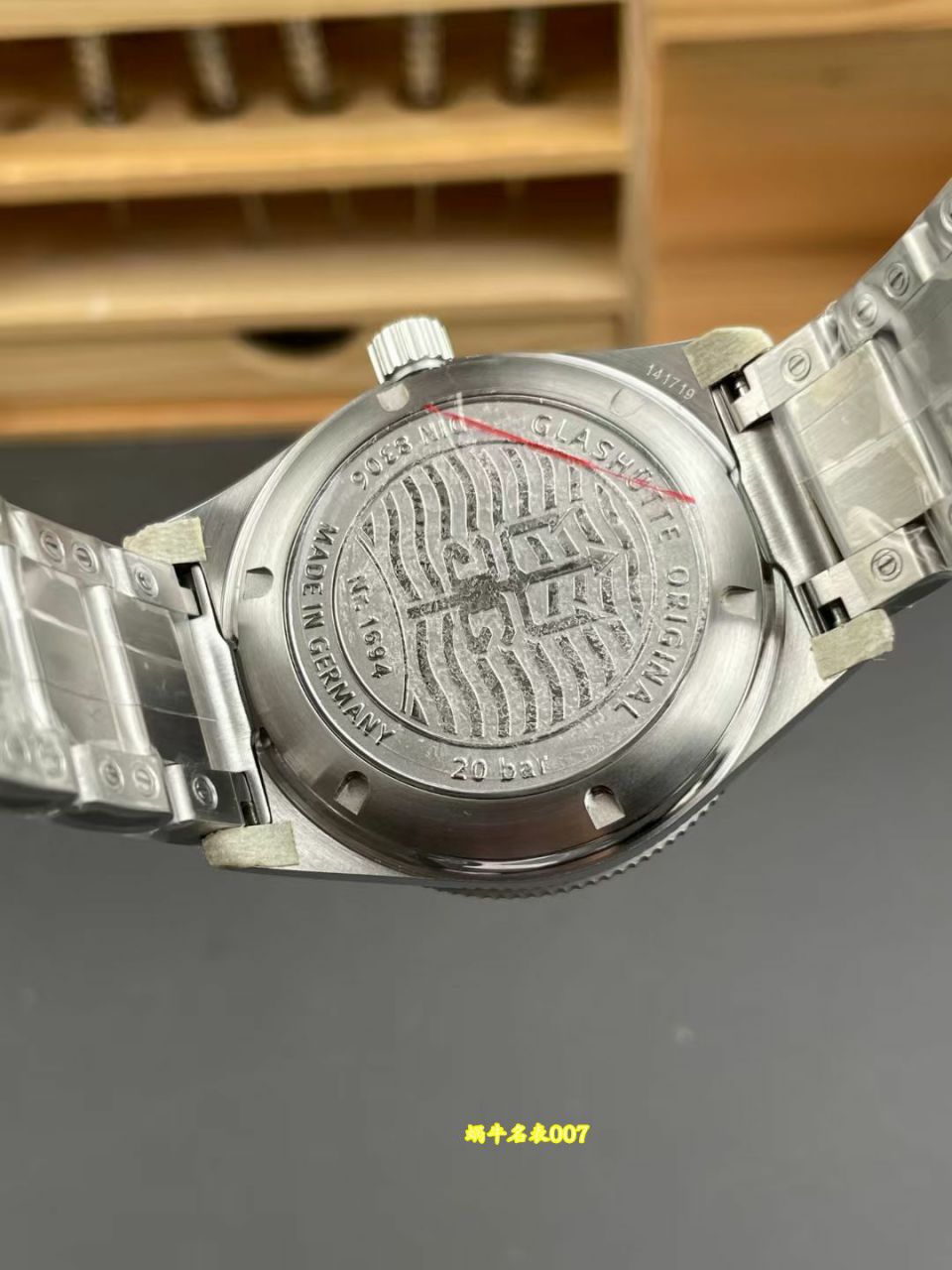 格拉苏蒂原创开拓顶级复刻手表1-39-11-13-83-70腕表 /  