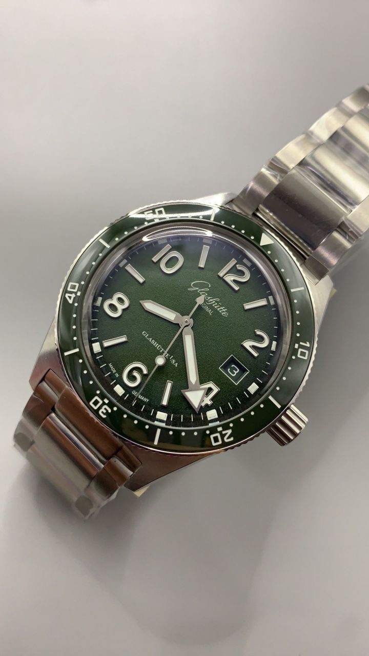 格拉苏蒂原创开拓顶级复刻手表1-39-11-13-83-70腕表 /  